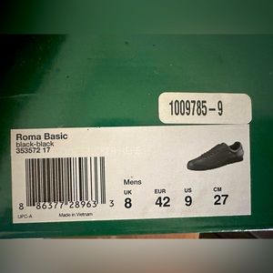 Black Puma. Never worn BRAND NEW